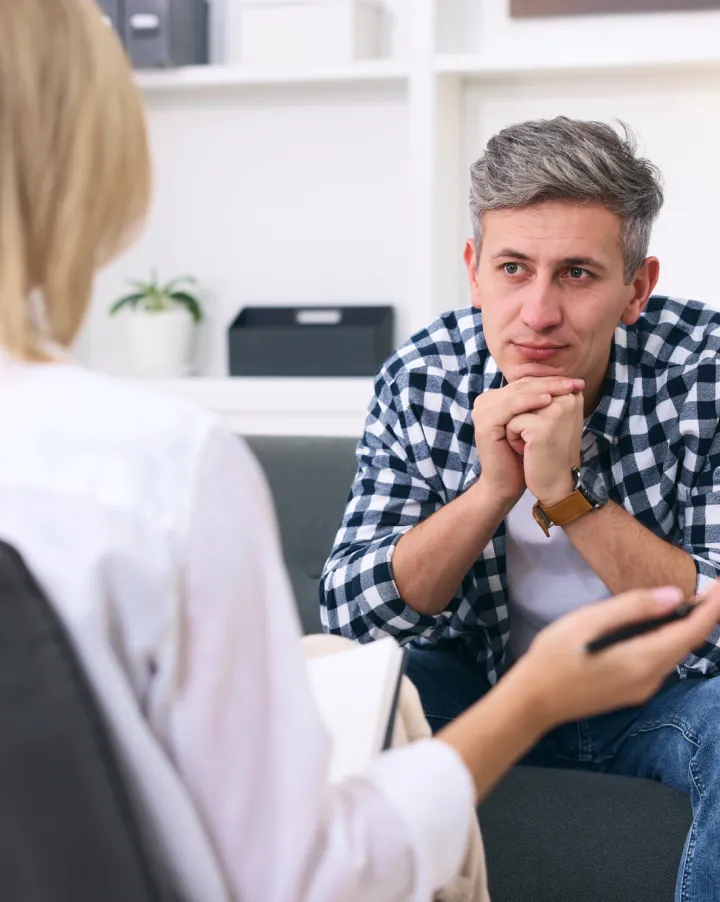 Terapia współuzależnienia i tzw. DDA/DDD